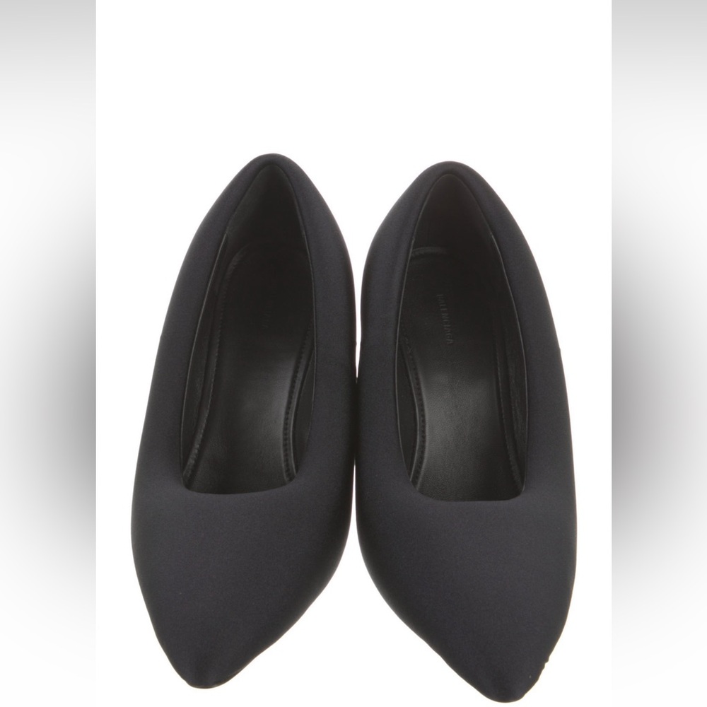 Balenciaga puffy pumps